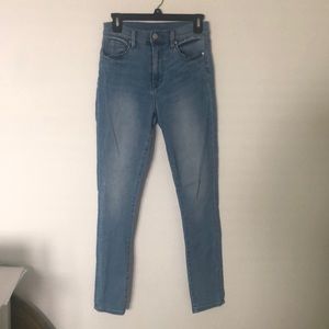 BDG High-waisted jeans